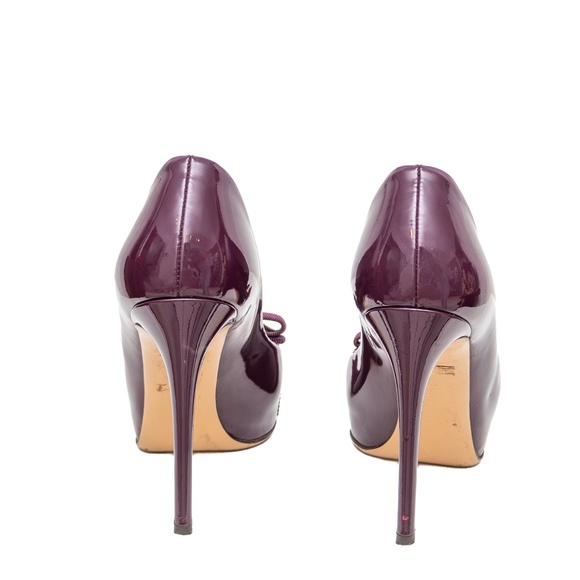 Salvatore Ferragamo Vara Bow Heels – Deep Plum Patent - Size US 6 B - Picture 9 of 14